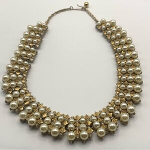 Vintage Rare Elegant statement Gold tone Rhinestone faux Pearl Necklace